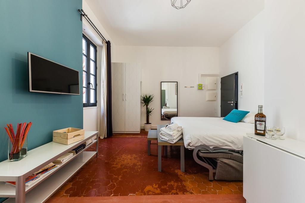 Chez Nous - 7 Appartements Sur Le Vieux Port มาร์กเซย ภายนอก รูปภาพ