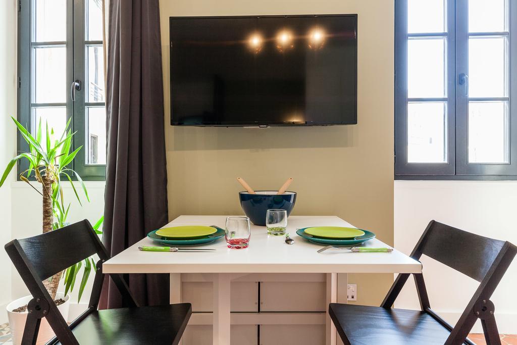 Chez Nous - 7 Appartements Sur Le Vieux Port มาร์กเซย ภายนอก รูปภาพ