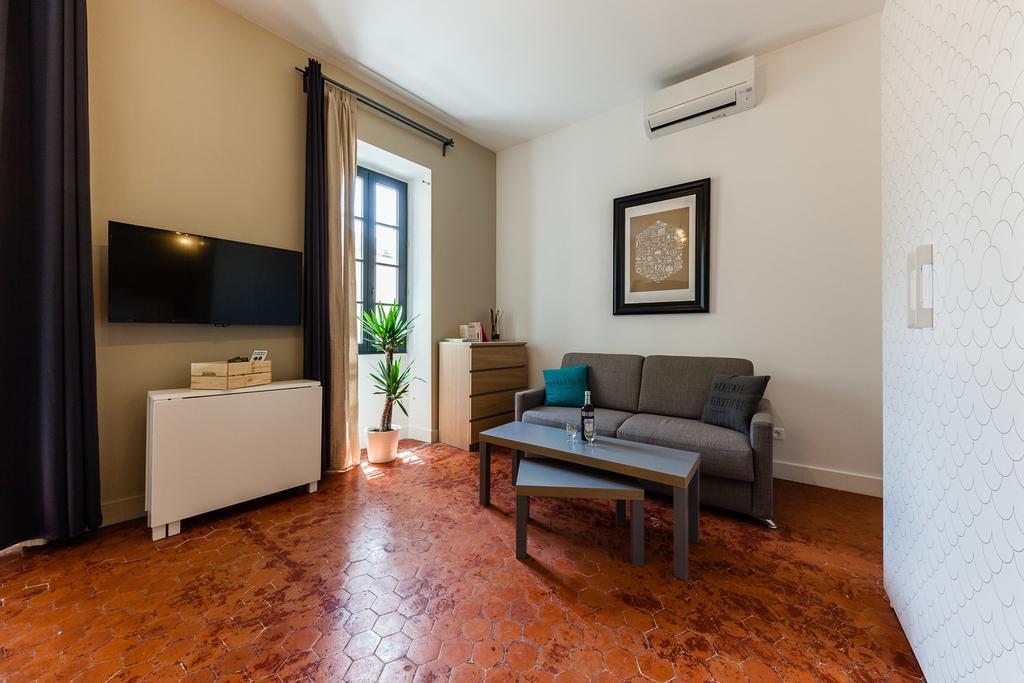 Chez Nous - 7 Appartements Sur Le Vieux Port มาร์กเซย ภายนอก รูปภาพ
