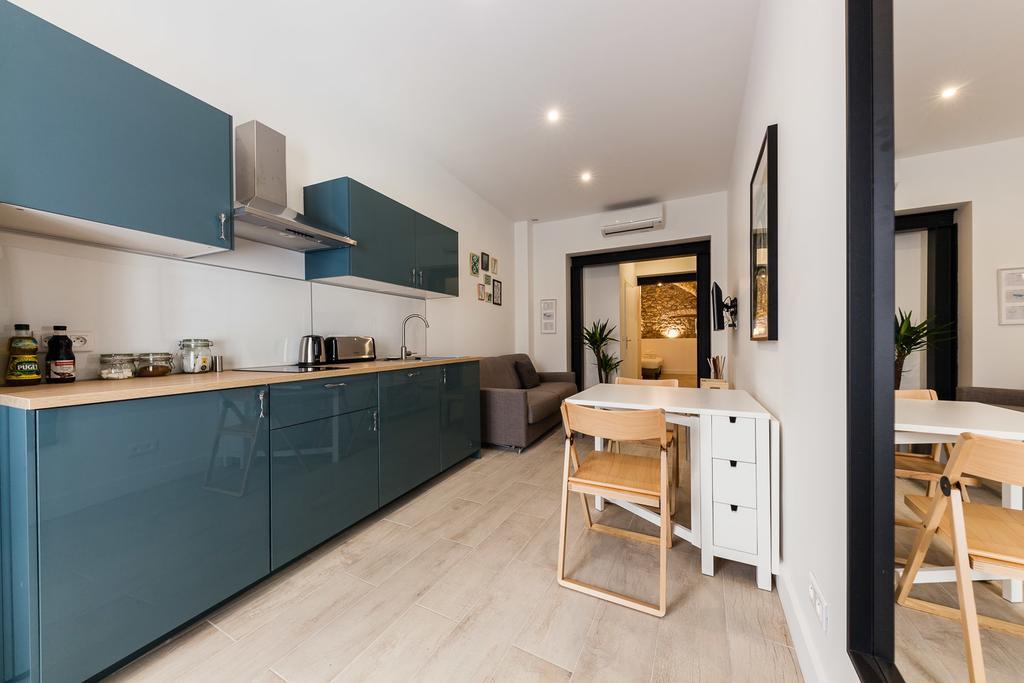 Chez Nous - 7 Appartements Sur Le Vieux Port มาร์กเซย ภายนอก รูปภาพ