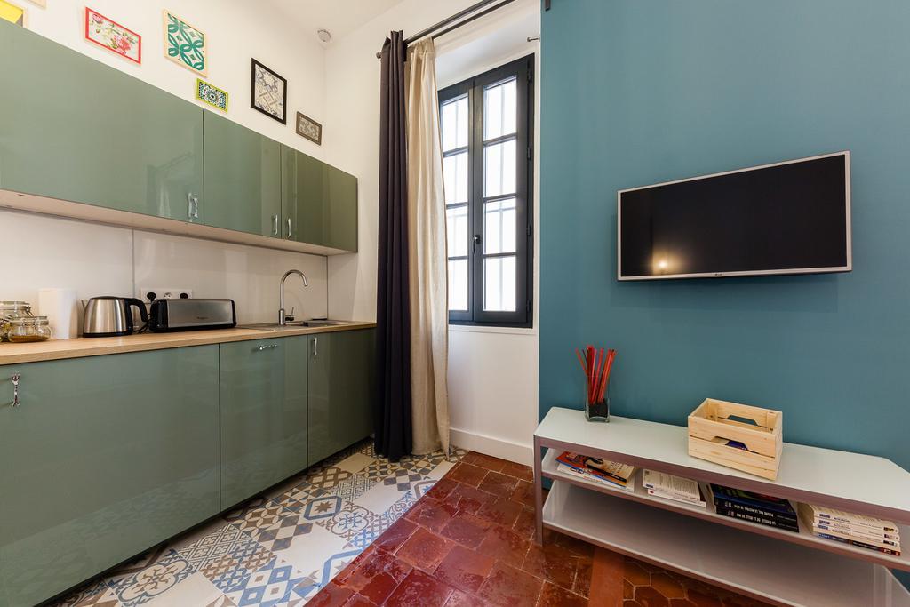 Chez Nous - 7 Appartements Sur Le Vieux Port มาร์กเซย ภายนอก รูปภาพ