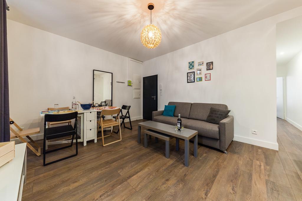 Chez Nous - 7 Appartements Sur Le Vieux Port มาร์กเซย ภายนอก รูปภาพ
